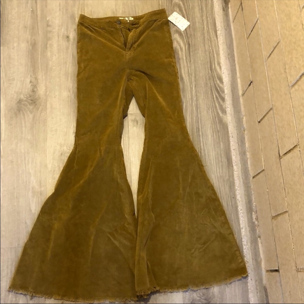 Bell bottom pants